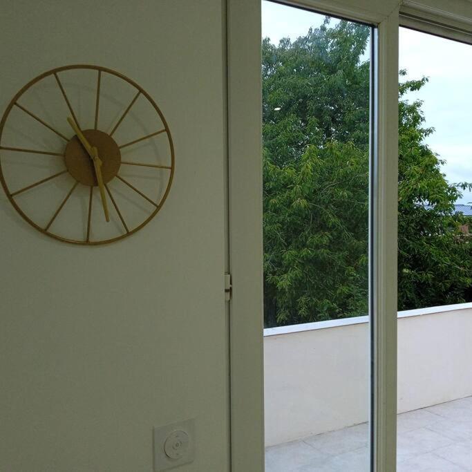 La Maison Du Cerisier Laon Esterno foto